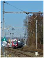 The RB 3595 Wiltz - Luxembourg City is arriving at the stop Schieren on March 1st, 2012.