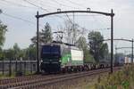 RFO 193 734 hauls an intermodal train through Hulten on 2 September 2022.