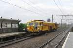 Strukton UniMat-9 runs through Nijmegen-Dukenburg on 12 May 2014.