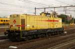 Strukton 303003 runs light in Amersfoort station on 17 October 2014.