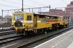On a grey 25 February 2017 Strukton 09-32 CSM stands at Amersfoort.