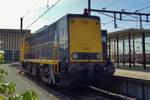 Ex-NS 2215 stands in Venlo on 6 May 2017.