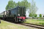 NS museumloco 521 with shuttle train toe Hoedekenskerke at Goes on Ascension Day, Thursday 17 May 2012.

