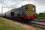 RFO 692 is about to shunt cereal wagons at Oss on 22 June 2021.