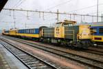 On 3 March 1994 NS 6466 hauls a diagnostic train into Nijmegen.