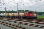 On 19 July 2017, a lime slurry train headed by 6431 enters Lage Zwaluwe from Moerdijk.