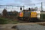 On 7 January 2017, ex-NS 6461 runs light through Blerick.