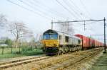 Scanned picture of 266 453 near Wijchen on 17 March 2002.