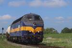 On 25 April 2025 RXP, former ACTS/HUSA 6703 hauls a lime slurry train through Moerdijk toward Lage Zwaluwe, where a couple of Lineas Diesels Class 77-78 will take over the train.