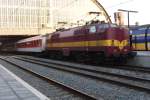 EETC and former ACTS 1251 has just brought in the EN437 Amsterdam-Kobnhavn/Prague/Warsaw on 28 September 2013, Amsterdam Centraal.
