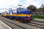 RXP 1251 hauls museum stock out of Hilversum toward Amersfoort at the close of the 150th anniversary of the OOsterspoorlijn Hilversum--Baarn--Amersfoort on 8 June 2024.