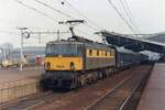Scanned photo of NS 1504 calling at Tilburg on 18 April 1983 with formerly decommissioned, then recalled coaches due to a shortage called het Gat van 1983 (the  1983 Gap ).
