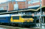 NS 1841 lowers her front pantograph at 's Hertogenbosch on 4 August 2008.