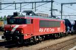 NS Cargo 1637 stands in Amersfoort on 17 June 2000. NS Cargo 1637 was the only of her class to receive this paint job. A few years later, the Railion 1600s were taken over with the absorption of NS Cargo/Railion by DB Schenker to become DB Cargo Nederland. NSC 1637 became NS Reizigers 1837 in 2004 and is still running as RFO 1837 in orange and white.