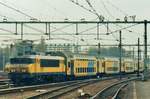 NS 1717 quits Rotterdam Centraal on 13 November 1997.