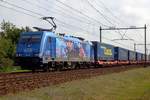 LTE 186 941 hauls the Rzepin intermodal shuttle through Wijchen on 1 August 2020.