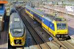 NS 186 002 is about to call at Rotterdam Centraal on 26 March 2017.
