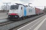 On 30 March 2023 Lineas 186 508 hauls a container train through Blerick.