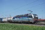 El 30 de mayo de 2026, SBBCI 193 110 remolca un tren intermodal a través de Valburg CUP.