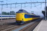 NS 4040 quits Nijmegen Centraal on 9 August 2012.