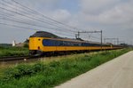 Koploper 4064 passes Horst-Sevenum on 9 July 2016.  