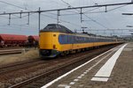 NS 4249 passes through Lage Zwaluwe on 9 July 2016.