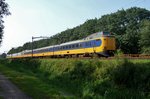 NS 4252 passes Tilburg-Warande on 26 August 2016.
