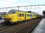 Unit number 513 as all station service from Dordrecht to Den Haag CS.