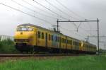 NS Plan V EMU 945 passes Alverna on 21 May 2013.