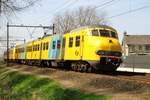 On 13 April 2015 NS 466 is about to call at Wijchen.