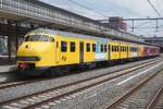 On 30 May 2026 the three remaining operational Plan V EMUs (called Apekop) gathered at Amersfoort for the 60th anniversary of this type of EMU. The Netherlands State railways Museum NSM at Utrecht send her example, 876 to Amersfoort with advertisement (of course for the NSM itself) on the blue stripes -as was usual on these EMUs untill the 1990s. On the right stands De Karel 466. 
