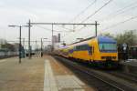 NS 7625 -a lengthened DDZ/NID- leaves Tilburg for Eindhoven on 4 April 2014.