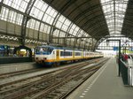 SGMm-III Sprinter 2938 en 29XX track 11 Amsterdam Centraal Station 18-06-2014.