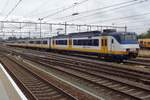 NS 2987 is stabled at Nijmegen on 20 August 2018. 