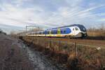 NS 2524 passes Tilburg-Reeshof on 22 December 2021.