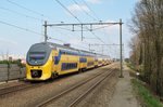 NS 8672 speeds through NIjmegen-Dukenburg on 10 April 2016.