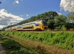 VIRM 9514 passes through Tilburg-Warande on 14 July 2016.