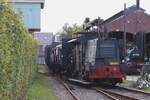 Ex-NS 368 shunts a photo freight at Haaksbergen on 14 October 2023, although the planned trip with the freight to Boekelo fell through during a planning mistake.