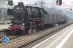 Kerst-Express steam extra to Essen Hbf enters Arnhem with SSN 01 1075 at the reins.