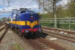 On 21 April 2024, RXP 1251 hauls a special train into Haarlem with an SSN train, including steamer at the other end.