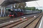 SSN's 01 1075 is about to bank the last steam shuttle train of the day out of Dieren toward Beekbergen during the Terug-naar-Toen spectacle on 6 September 2025.