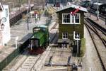 On 30 March 2013 two newbies could be seen at the SHM in Hoorn: the newly build signal box and Diesel shunter 101 passing said signal box.