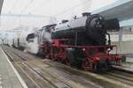 VSM's 23 076 stands with a steam train in Arnhem on 17 December 2022.