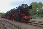 It is Saturday 5 September 2026 and the first saturday of September and that means the VSM train bonanza  Terug naar Toen  (Back to Yonder) that sees every hour a steam train between the VSM's head quartes Beekbergen and Apeldoorn (connecting to the national railways network); five steam trains to Dieren (connecting with the national railways network) and every 45 minutes a steam train to and from Loenen. At Loenen, a photo freight to Eerbeek awaits departure time and is hauled by 23 071 and a Class 64. A nice touch, since in DB and DR days, Classes 23 and 23.10 were fully assigned to passenger operations. 