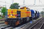 Strukton 303007 shunts engineering stock at Haarlem on 24 October 2009.