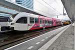 On 27 April 2016 Arriva 262 still wears the advertising livery for the start of the Giro d'Italia in the Netherlands -seen here at Arnhem Centraal.