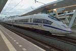 On 15 July 2019 ICE 406 001 (4601 is the Dutch notation of this EMU) with 'European' blue band stands at Arnhem.