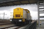 Shunter Tractie 203 101 stands at Lage Zwaluwe on 16 March 2011.