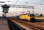 On 24 August 1992 NS 1306 hauls an international overnight train into Maastricht, where the Dutch loco will be swapped for an NMBS Class 27.