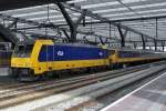 NS 186 018 calls at Rotterdam Centraal on 25 October 2015.